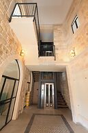 PORT CITY HAIFA -  Flea Market Luxury