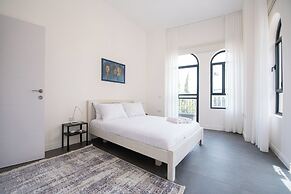 PORT CITY HAIFA -  Flea Market Luxury