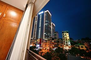 Hado Centrosa Quan 10 Apartment