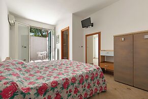 3949 Ondamar - Trilo Semi by Barbarhouse