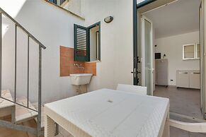 3949 Ondamar - Trilo Semi by Barbarhouse