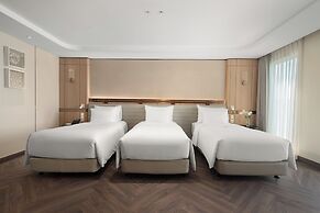 Grand Pioneers Halong Bay Cruise 2