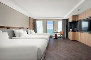 Grand Pioneers Halong Bay Cruise 2