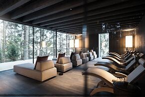 AKI Family Resort PLOSE