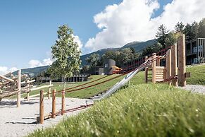 AKI Family Resort PLOSE