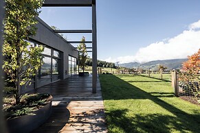 AKI Family Resort PLOSE