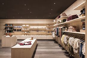 AKI Family Resort PLOSE