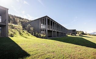 AKI Family Resort PLOSE