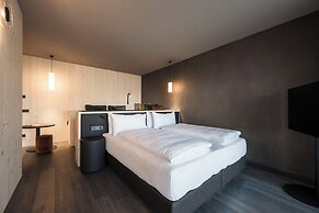 AKI Family Resort PLOSE