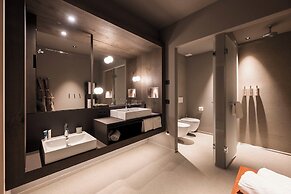 AKI Family Resort PLOSE