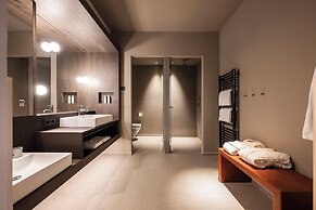 AKI Family Resort PLOSE