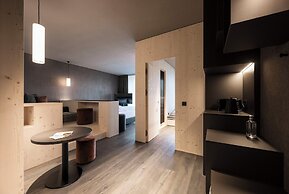 AKI Family Resort PLOSE