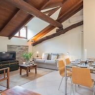 Plinio 10 in Como With 2 Bedrooms and 2 Bathrooms