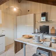 Plinio 10 in Como With 2 Bedrooms and 2 Bathrooms