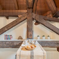 Plinio 10 in Como With 2 Bedrooms and 2 Bathrooms