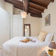 Plinio 10 in Como With 2 Bedrooms and 2 Bathrooms