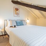 Plinio 10 in Como With 2 Bedrooms and 2 Bathrooms