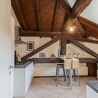 Plinio 10 in Como With 2 Bedrooms and 2 Bathrooms