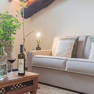 Plinio 10 in Como With 2 Bedrooms and 2 Bathrooms