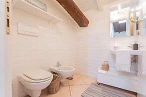 Plinio 10 in Como With 2 Bedrooms and 2 Bathrooms