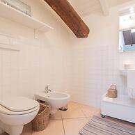 Plinio 10 in Como With 2 Bedrooms and 2 Bathrooms