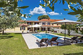 Villa Ancora With Private Pool