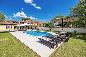 Villa Ancora With Private Pool