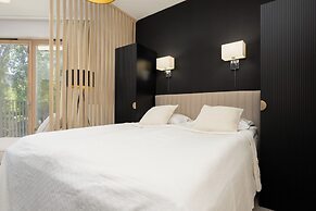 Elegant Studio for 2 by Renters