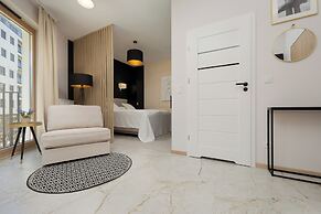 Elegant Studio for 2 by Renters