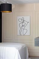 Elegant Studio for 2 by Renters