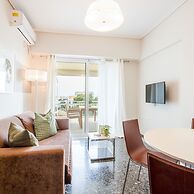 Luxury Beachfront 2-bedroom Stay in Voula