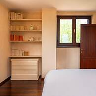 Villetta Camelia With Garden by Wonderful Italy