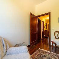 Villetta Camelia With Garden by Wonderful Italy