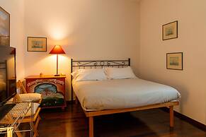 Villetta Camelia With Garden by Wonderful Italy