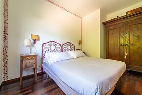 Villetta Camelia With Garden by Wonderful Italy