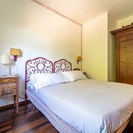 Villetta Camelia With Garden by Wonderful Italy