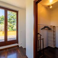 Villetta Camelia With Garden by Wonderful Italy