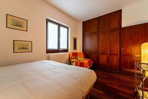 Villetta Camelia With Garden by Wonderful Italy