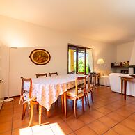 Villetta Camelia With Garden by Wonderful Italy