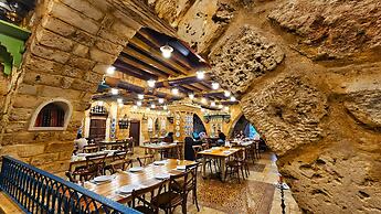 Assaha Hotel