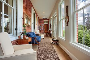 Stuart Manor Bed and Breakfast