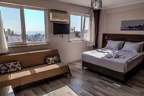 City Hall Apart Hotel