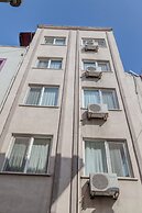 City Hall Apart Hotel