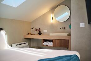 Central Heritage Hotel