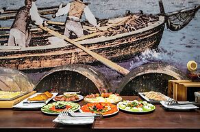 Central Heritage Hotel