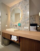 Central Heritage Hotel