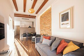 Aspasios Market Balconies