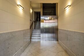 Aspasios Market Balconies