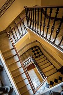 Aspasios Market Balconies