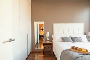 Aspasios Market Balconies